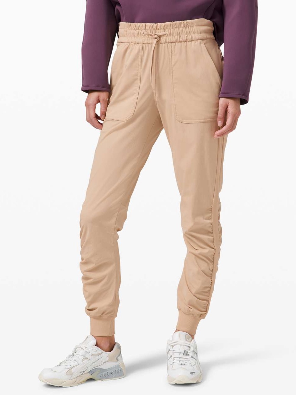 Lululemon Women's Beyond The Studio Jogger Cafe Au Lait Size 0